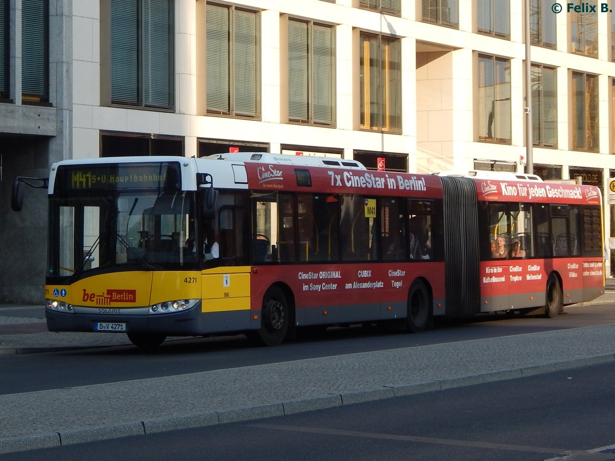 Solaris Urbino 18 der BVG in Berlin am 23.08.2015