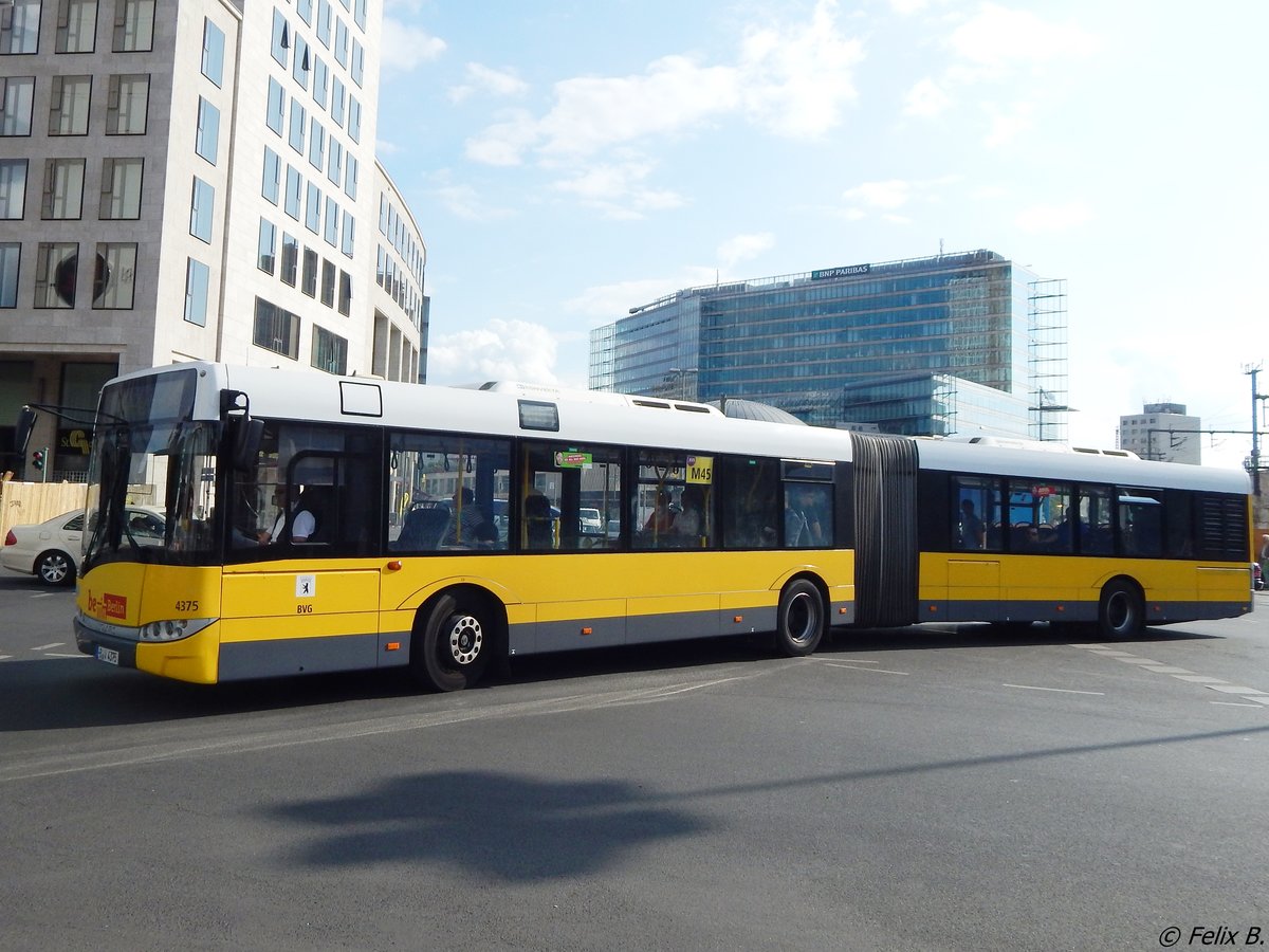 Solaris Urbino 18 der BVG in Berlin am 09.06.2016