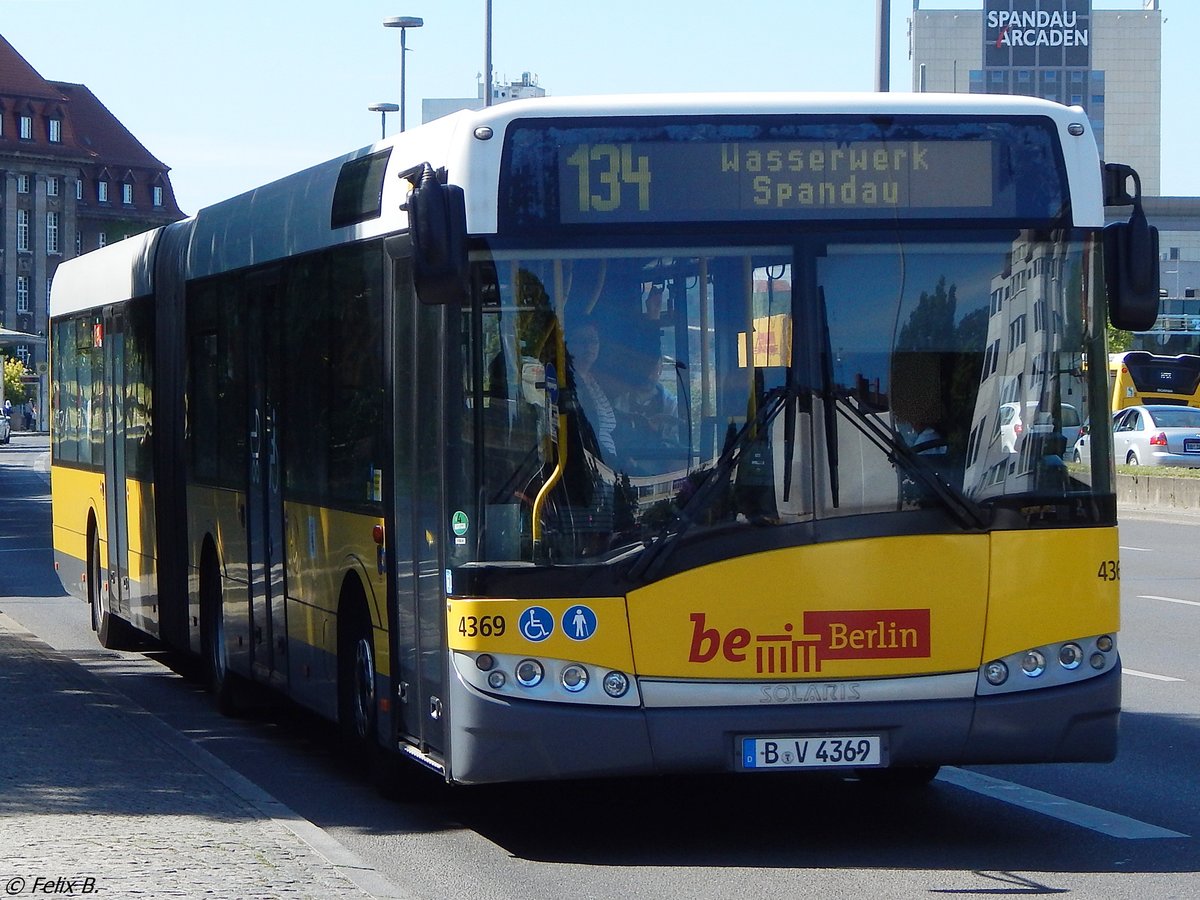 Solaris Urbino 18 der BVG in Berlin am 10.06.2016