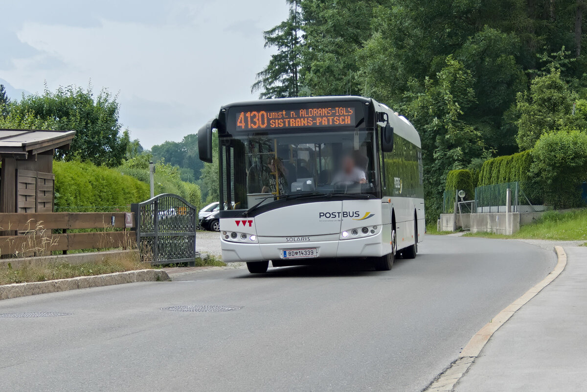 Solaris Urbino von Postbus (BD-14339) als Linie 4130 in Innsbruck, Hermann-Gmeiner-Straße. Aufgenommen 21.6.2023.
