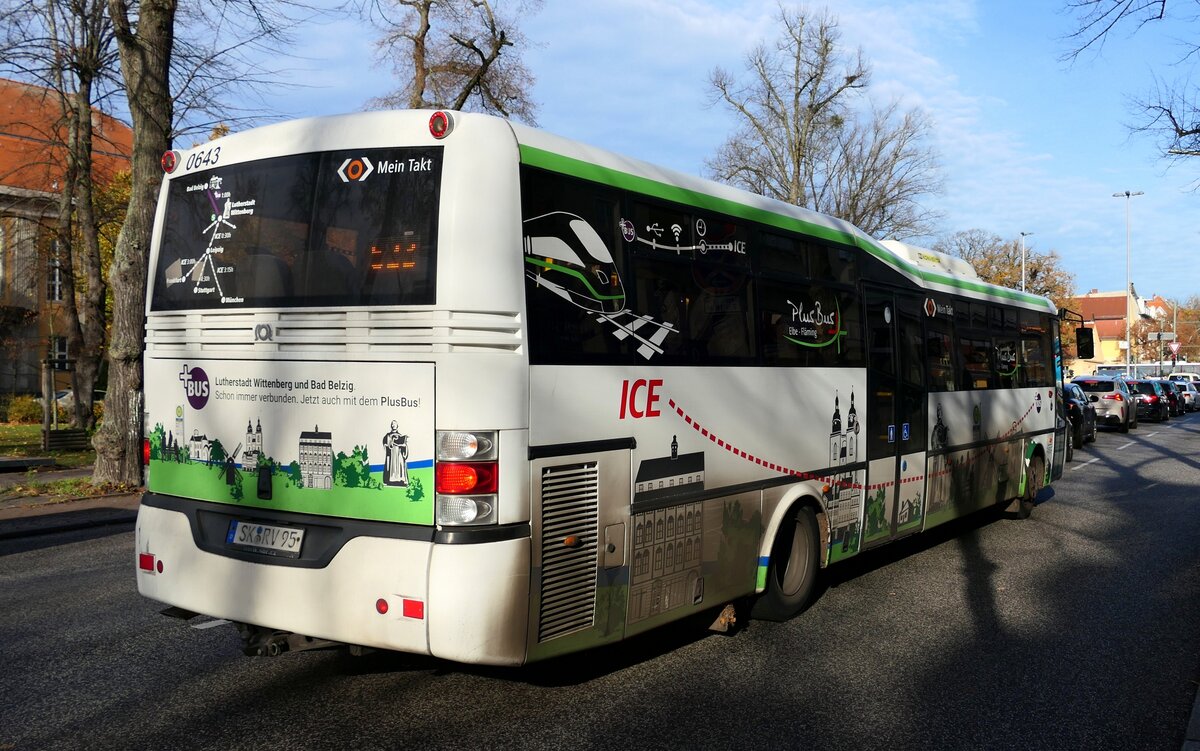 SOR CN 12 , Nr.0643, Vetter Verkehrsbetriebe GmbH, auf der Linie 623 im November 2025, Berlin-Zehlendorf. /PlusBus
