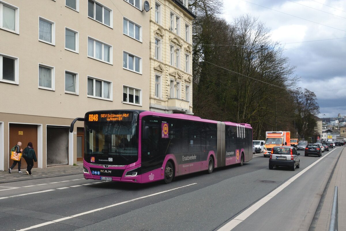 Spree-Neiße-Bus
ZI-HV 7015
SEV Linie RB48, Solingen Hbf
Wuppertal, Westende
28.02.2026