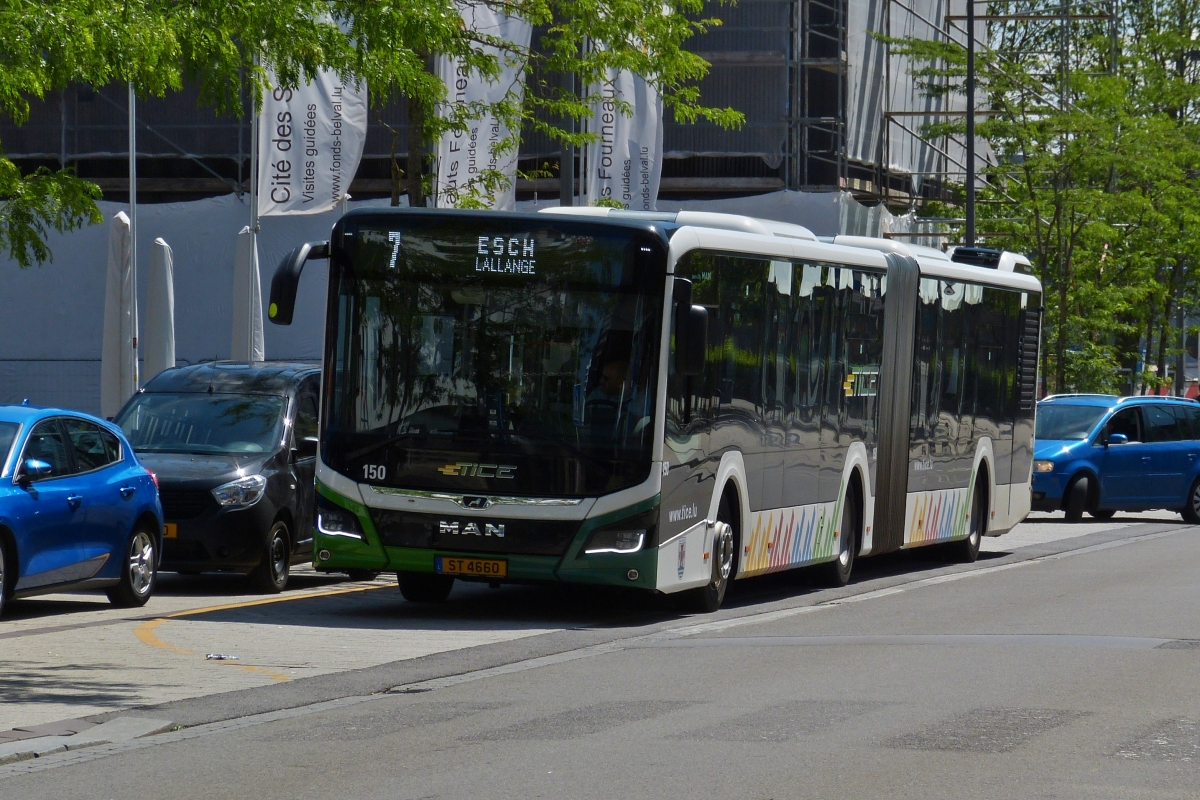 ST 4660, MAN New Lion’s City vom Tice, erreicht am 25.06.2021 die Haltestelle Av. du Rock'n'Rol in Esch Belval.