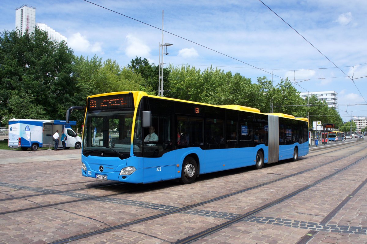 Stadtbus Chemnitz / CVAG Chemnitz: Mercedes-Benz Citaro C2 Gelenkbus der Chemnitzer Verkehrs-AG (CVAG) - Wagen 272, aufgenommen im Juni 2016 in der Innenstadt von Chemnitz.