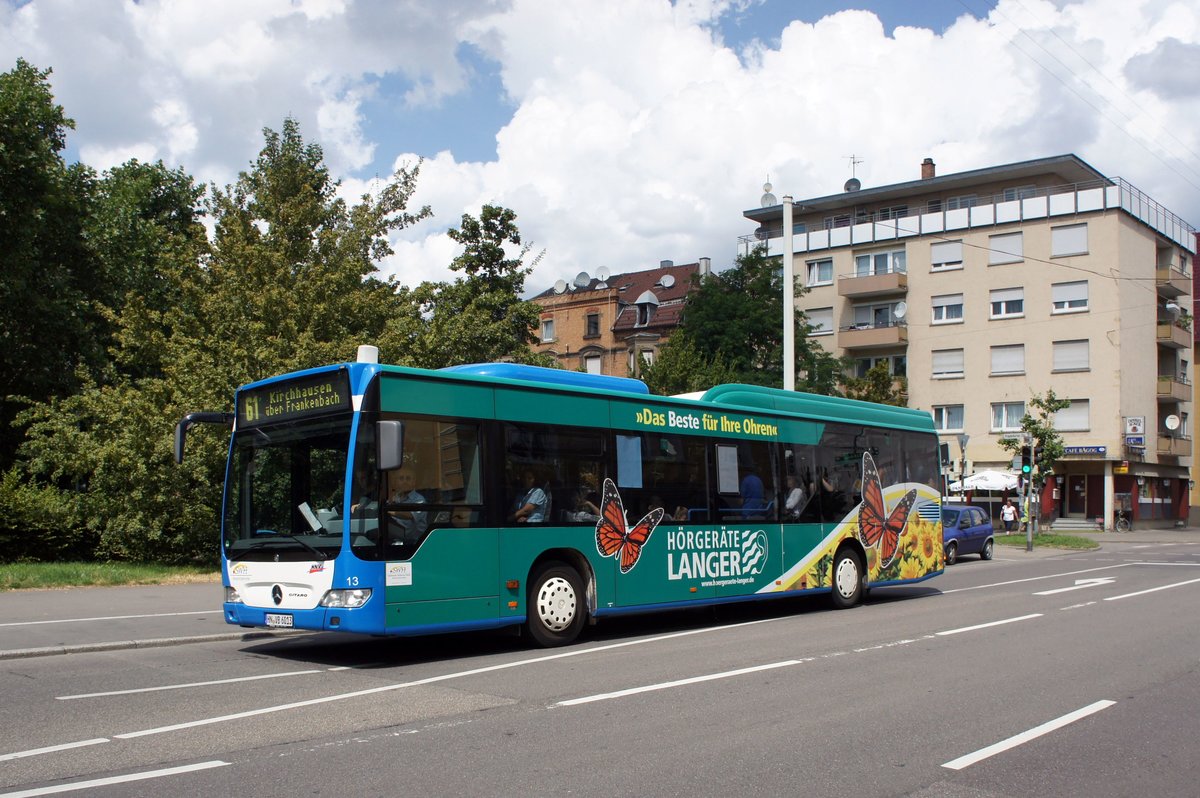Stadtbus Heilbronn / Heilbronner Hohenloher Haller Nahverkehr GmbH (HNV): Mercedes-Benz Citaro LE der SWH (Stadtwerke Heilbronn GmbH) - Wagen 13, aufgenommen im Juli 2016 in der Nähe vom Hauptbahnhof in Heilbronn.