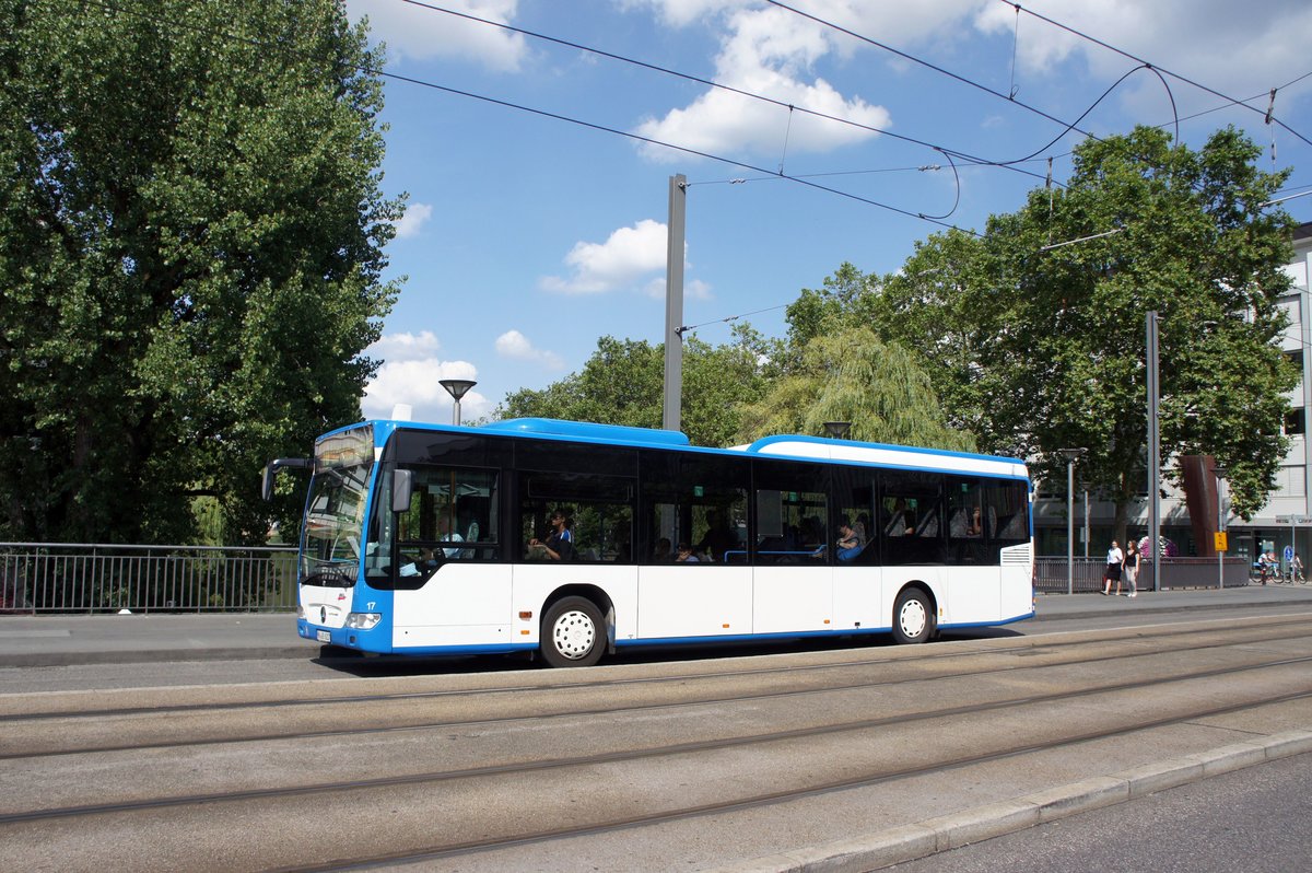 Stadtbus Heilbronn / Heilbronner Hohenloher Haller Nahverkehr GmbH (HNV): Mercedes-Benz Citaro LE der SWH (Stadtwerke Heilbronn GmbH) - Wagen 17, aufgenommen im Juli 2016 im Stadtgebiet von Heilbronn.