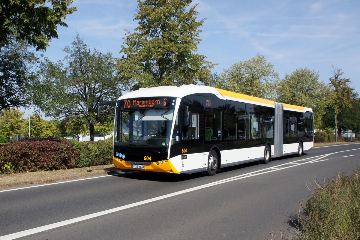Stadtbus Mainz: Sileo S18 der MVG Mainz / Mainzer Verkehrsgesellschaft (Wagen 604), aufgenommen im September 2020 in Mainz-Bretzenheim.