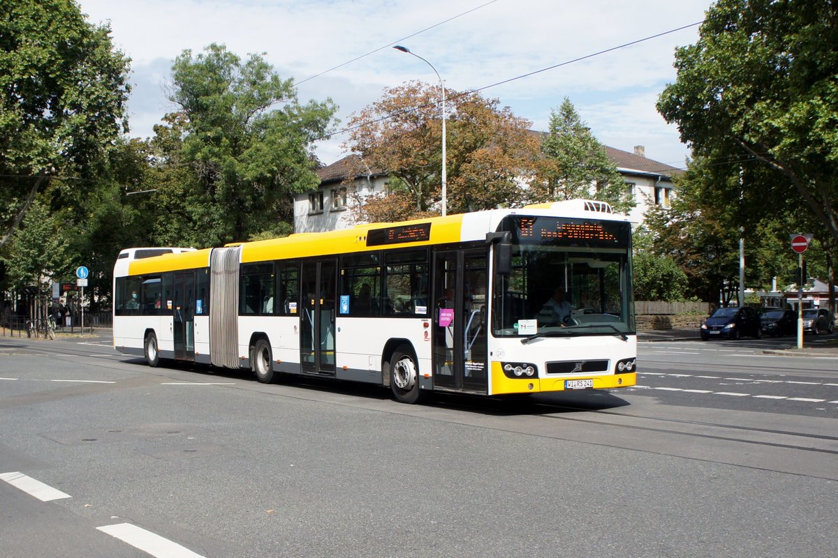 Stadtbus Mainz: Volvo 7700 Gelenkbus von Autobus Sippel GmbH (Wagen 241), aufgenommen im September 2020 an der Haltestelle  Goethestraße  in Mainz.