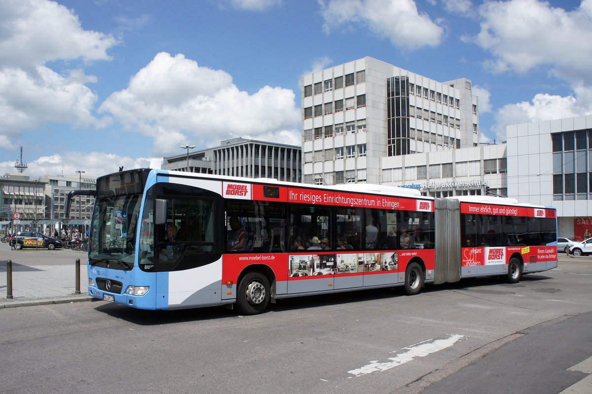Stadtbus Ulm / Stadtbus Neu-Ulm / DING - Donau-Iller-Nahverkehrsverbund GmbH: Mercedes-Benz Citaro Facelift G von SWU Verkehr GmbH - Wagen 132, aufgenommen im Juni 2016 am Hauptbahnhof in Ulm.