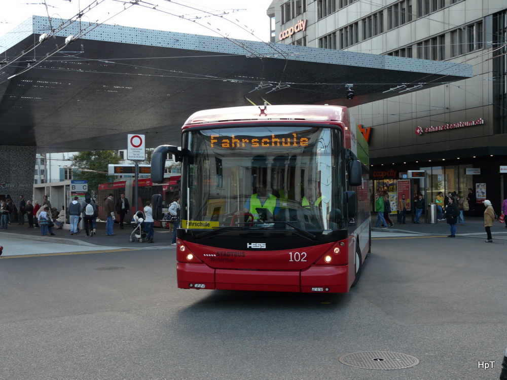 Stadtbus Winterthur - Hess-Swisstrolley BGT-N2C Nr.102 unterwegs am 17.10.2013