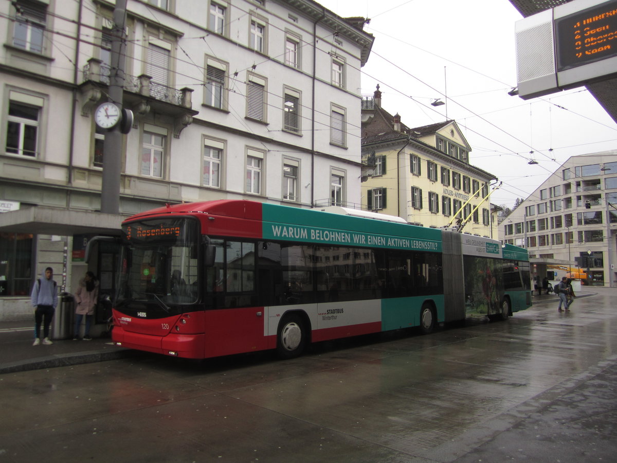 Stadtbus Winterthur Nr. 120 ''Swica'' (Hess Swisstrolley 3 BGT-N1C) am 29.1.2020 beim Hauptbahnhof