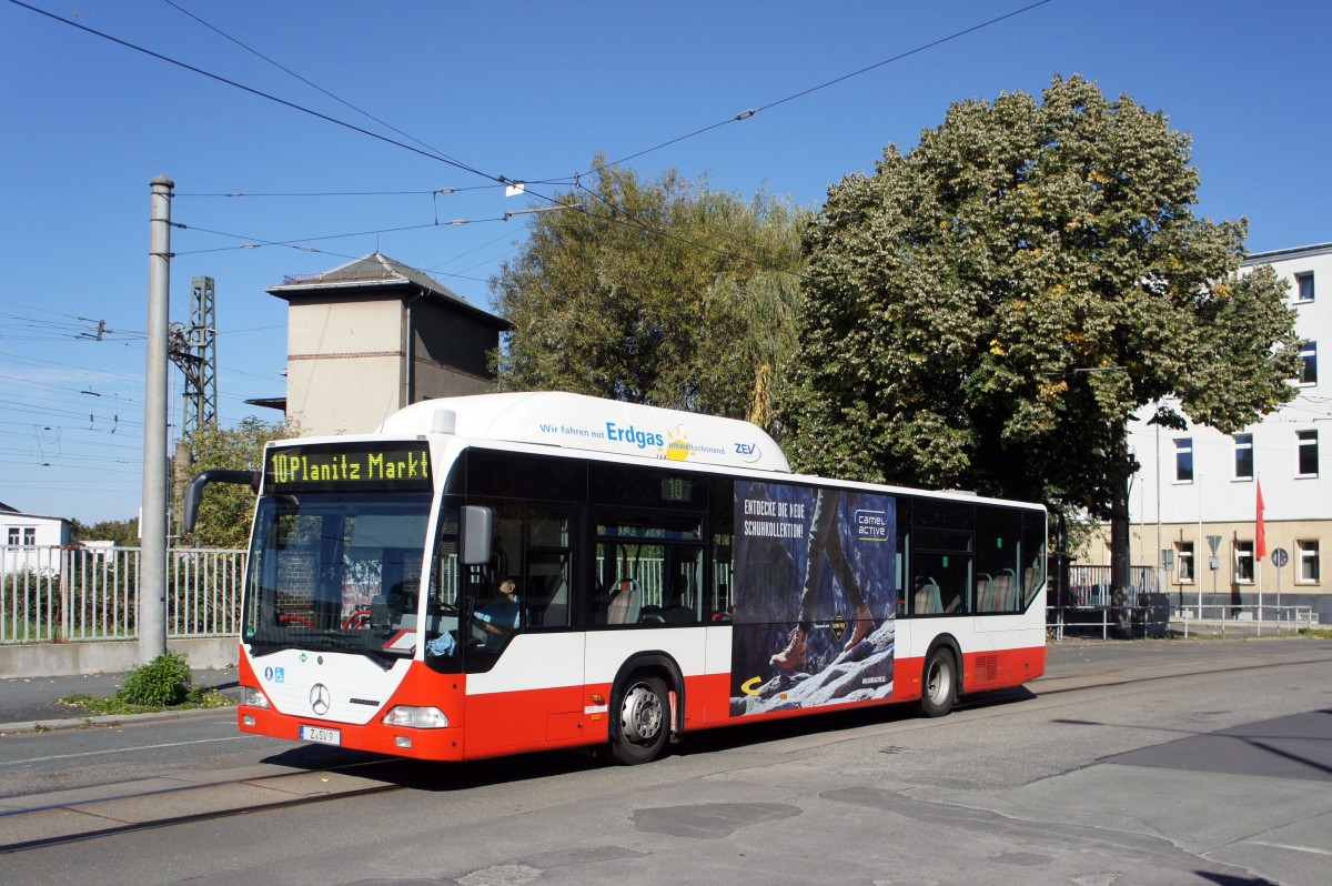 Stadtbus Zwickau: Mercedes-Benz Citaro CNG der SVZ Zwickau, aufgenommen im Oktober 2015 am Hauptbahnhof in Zwickau.