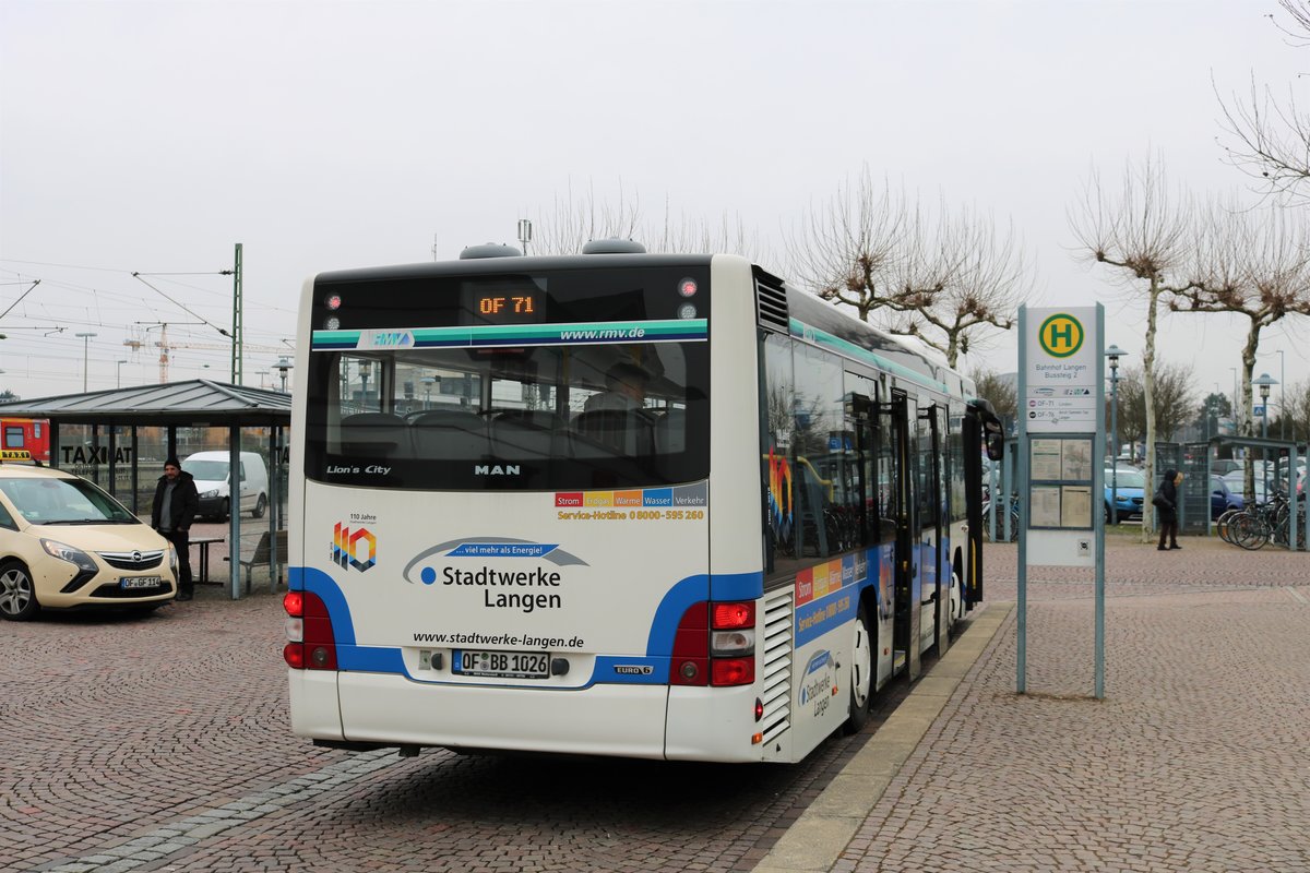 Stadtwerke Langen MAN Lions City am 17.02.18 am Bahnhof auf der Linie OF71