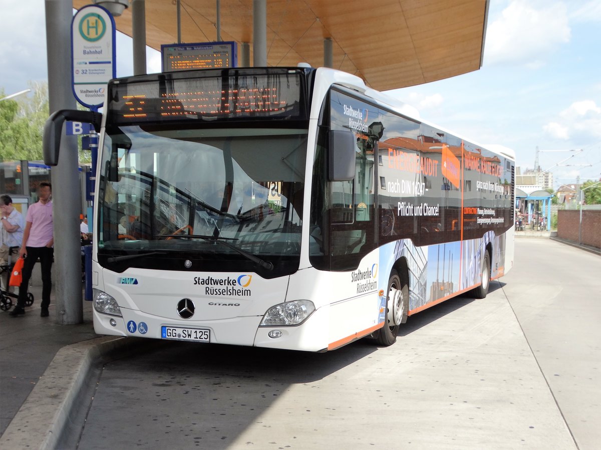 Stadtwerke Rüsselsheim Mercedes Benz Citaro 2 am 16.06.17 am Hessentag in Rüsselsheim Bhf 