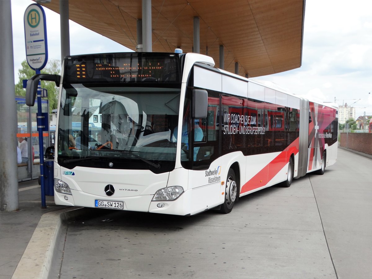 Stadtwerke Rüsselsheim Mercedes Benz Citaro 2 g am 16.06.17 am Hessentag in Rüsselsheim Bhf 