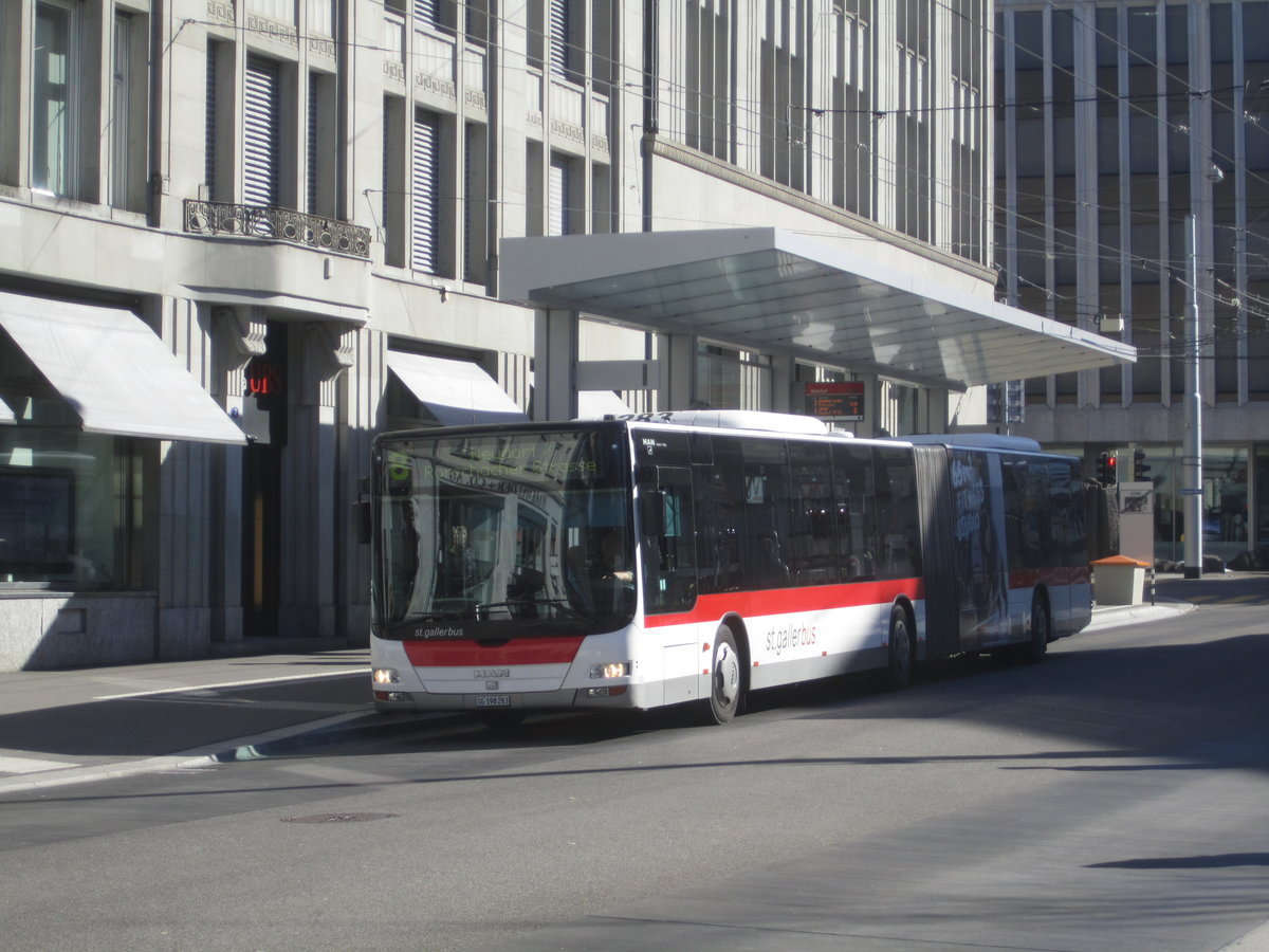 St.Gallerbus Nr. 283 (MAN A23 Lion's City GL) am 17.2.2019 beim Bhf. St.Gallen