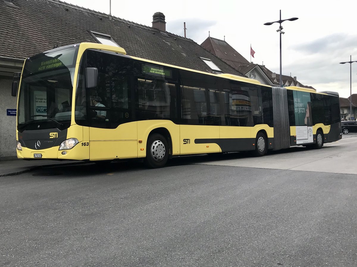 STI C2 G 163 am 26.4.18 beim Bhf Thun.