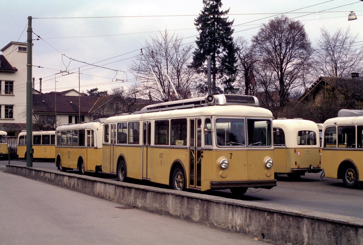 STI, Thun , April 1980 . Digitalisiert von einer Kodak-Folie.