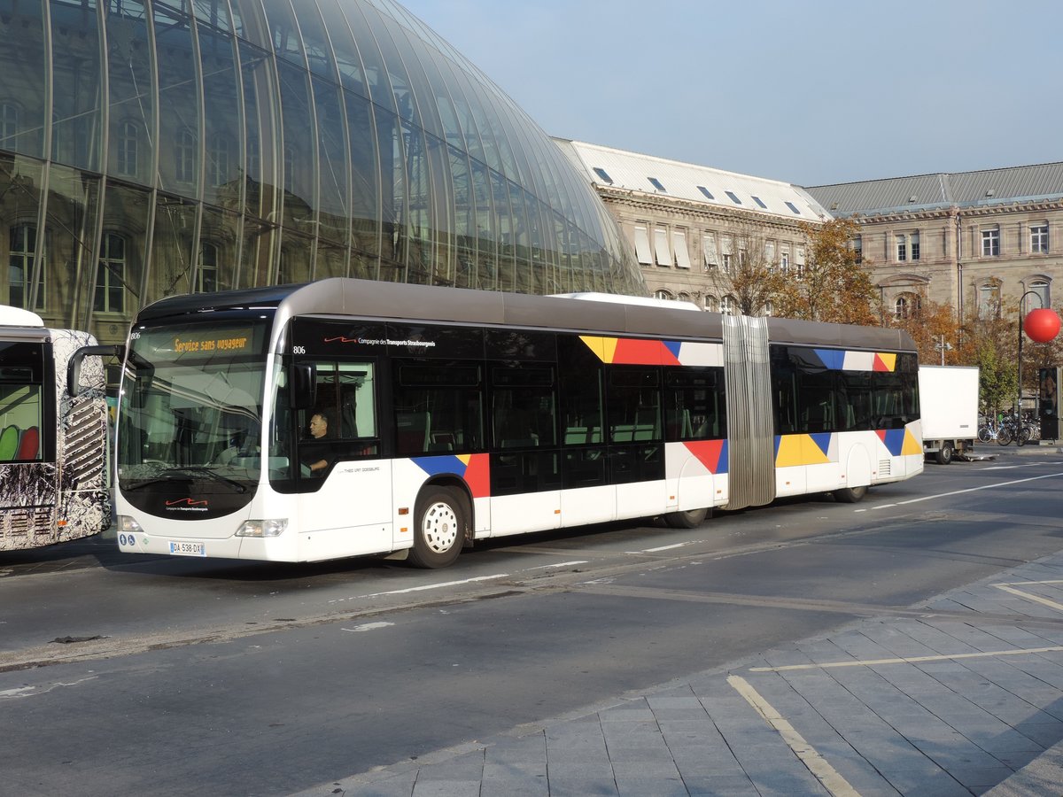 Strassburg, 14. November 2016 : Citaro II Gelenkbus 806 auf der Linie G im Einsatz...