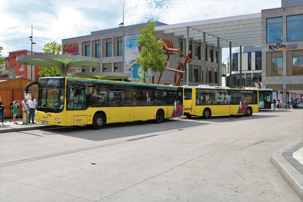 Stroh Bus MAN Lions City mit Göppel Maxi Train am 04.09.20 in Hanau Freiheitsplatz