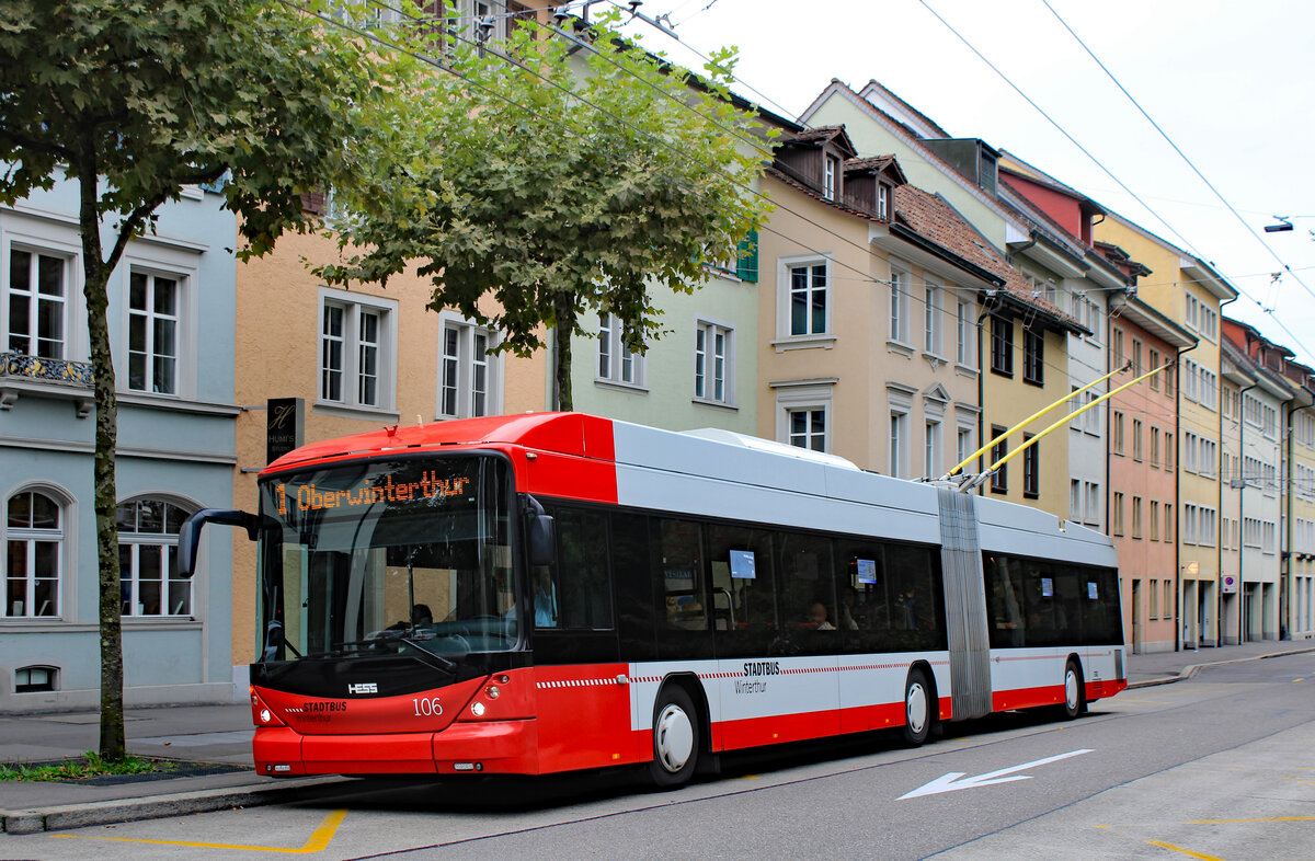 Swisstrolley 106 an der Haltestelle Obertor am 26.09.2017.