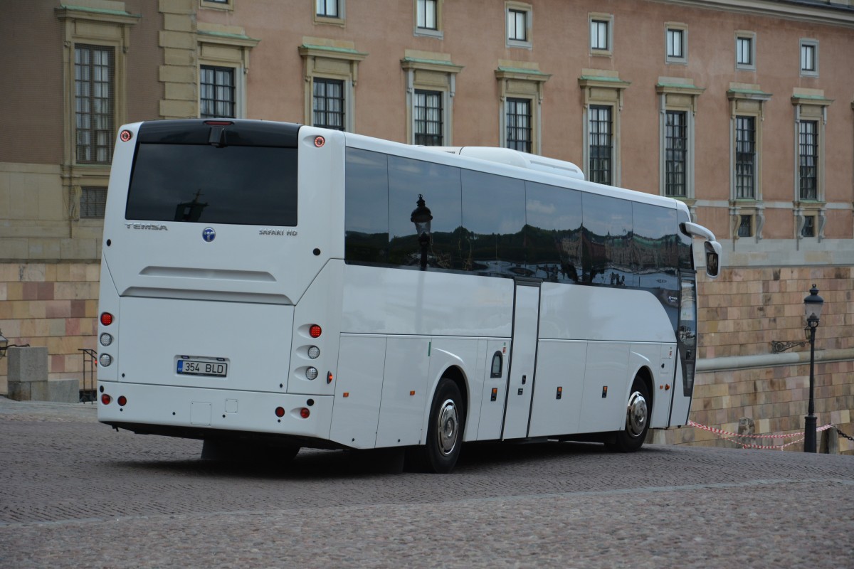 Temsa Safari HD mit dem Kennzeichen 354 BLD aus Estland. Aufgenommen am 16.09.2014 Slottskyrkan Stockholm.