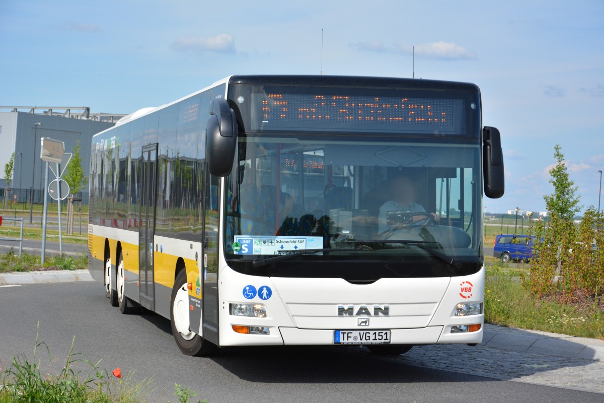 TF-VG 151 ist bei der ILA Sonderfahrt dabei. Aufgenommen am 25.05.2014.