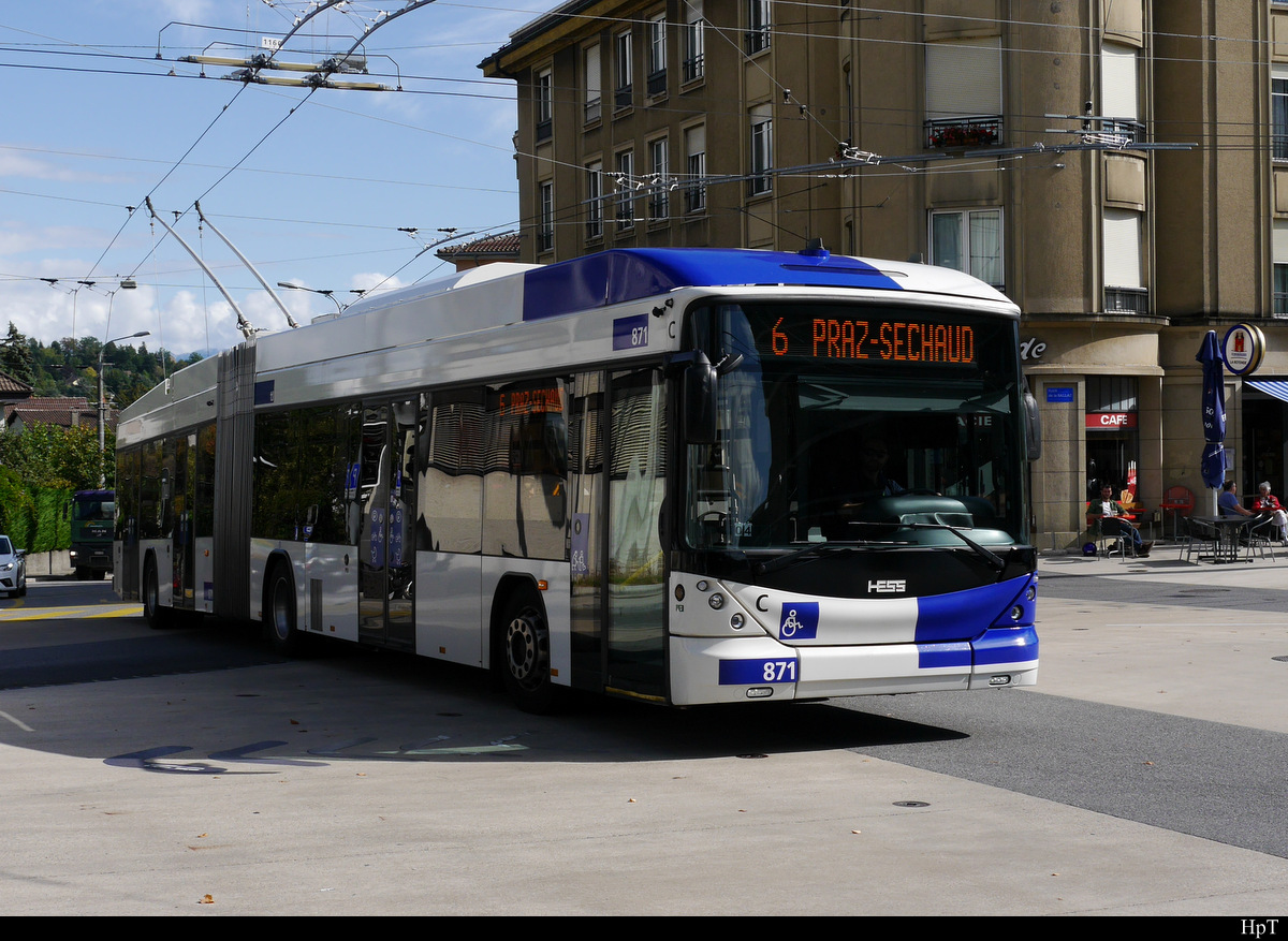 tl Lausanne - Hess Trolleybus Nr.871 unterwegs in der Stadt Lausanne am 25.09.2019