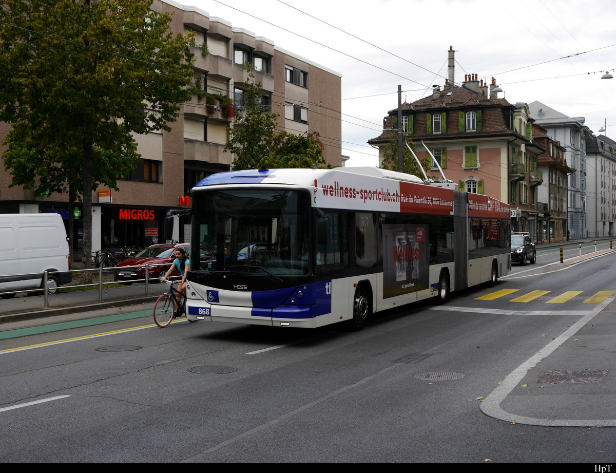 TL Lausanne - Hess Trolleybus Nr.868 unterwegs in Lausanne am 06.09.2020