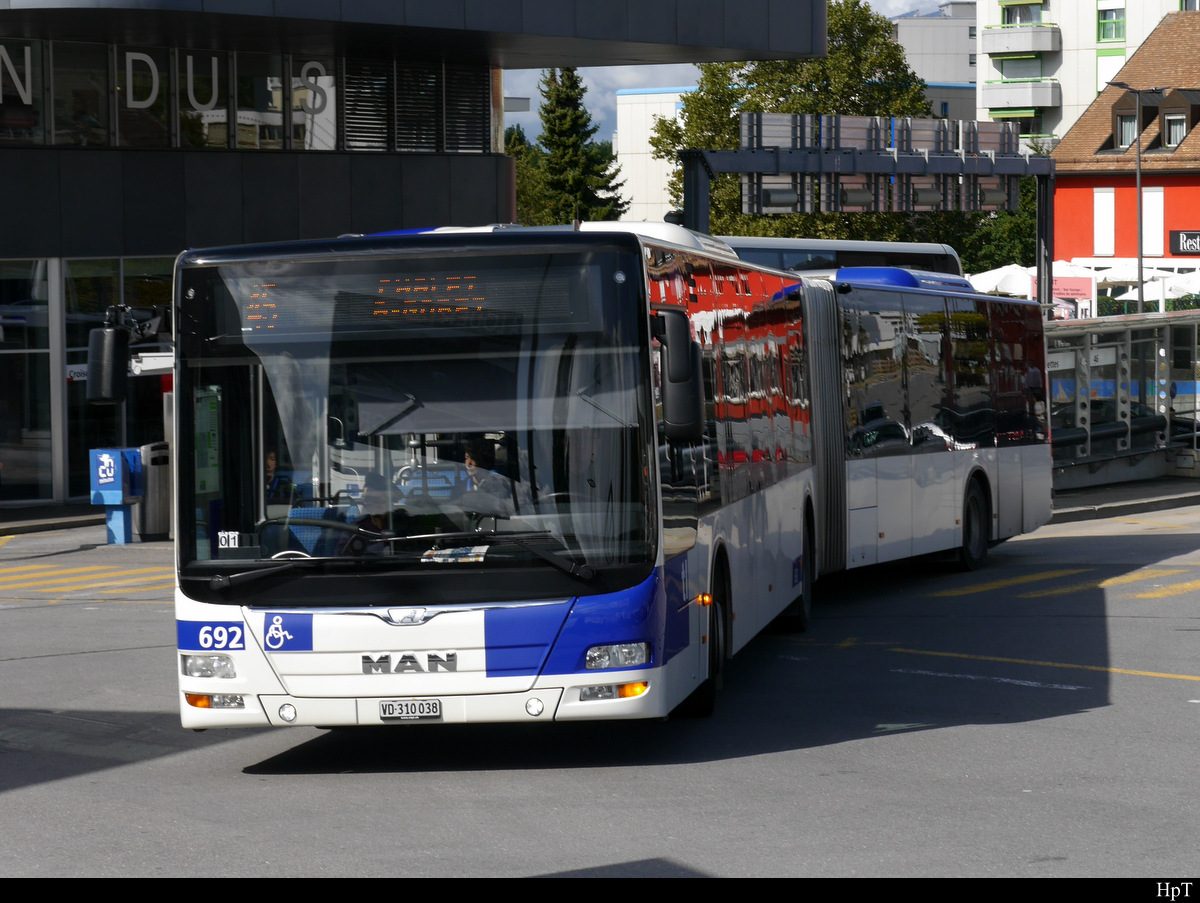 tl Lausanne - MAN Lion`s City Nr.692  VD 310038 unterwegs in der Stadt Lausanne am 23.09.2019