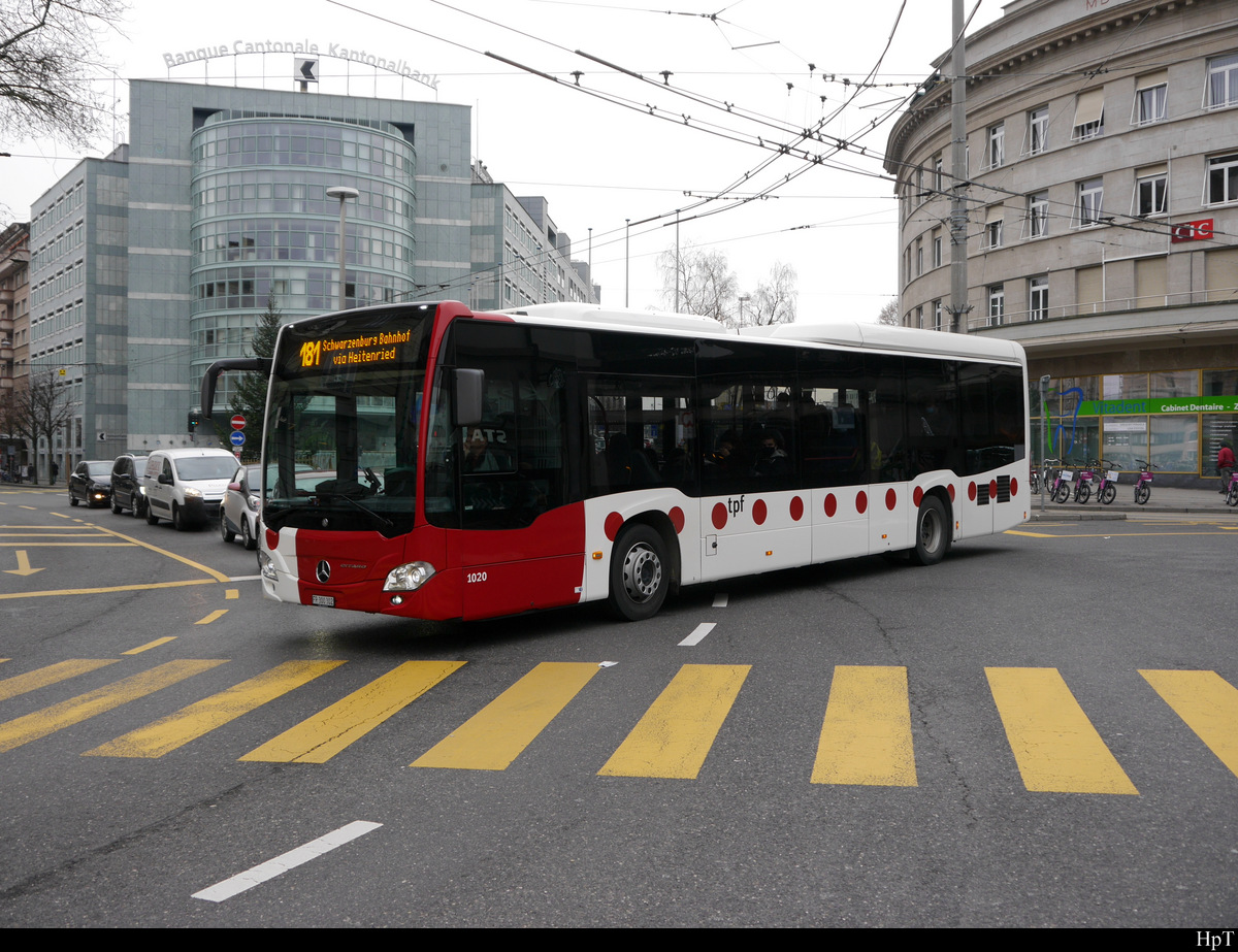 tpf - Mercedes Citaro Nr.1020  FR 300302 unterwegs auf der Linie 181 in der Stadt Freiburg am 19.12.2020