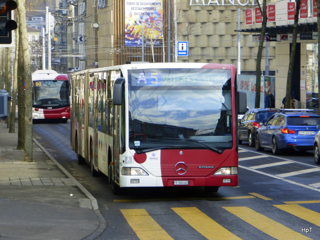 tpf - Mercedes Citaro Nr.585  FR 300402 unterwegs auf der Linie 5 in Fribourg am 14.02.2015