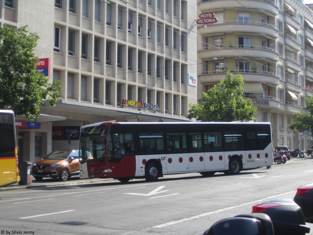 tpf Nr. 6 (Mercedes Citaro O530Ü) am 1.8.2018 beim Bhf. Lausanne als Bahnersatz Lausanne - Palézieux