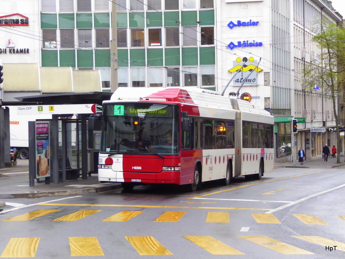 tpf - Trolleybus Nr.521 FR 300436 unterwegs auf der Linie 1 in der Stadt Fribourg am 10.05.2016