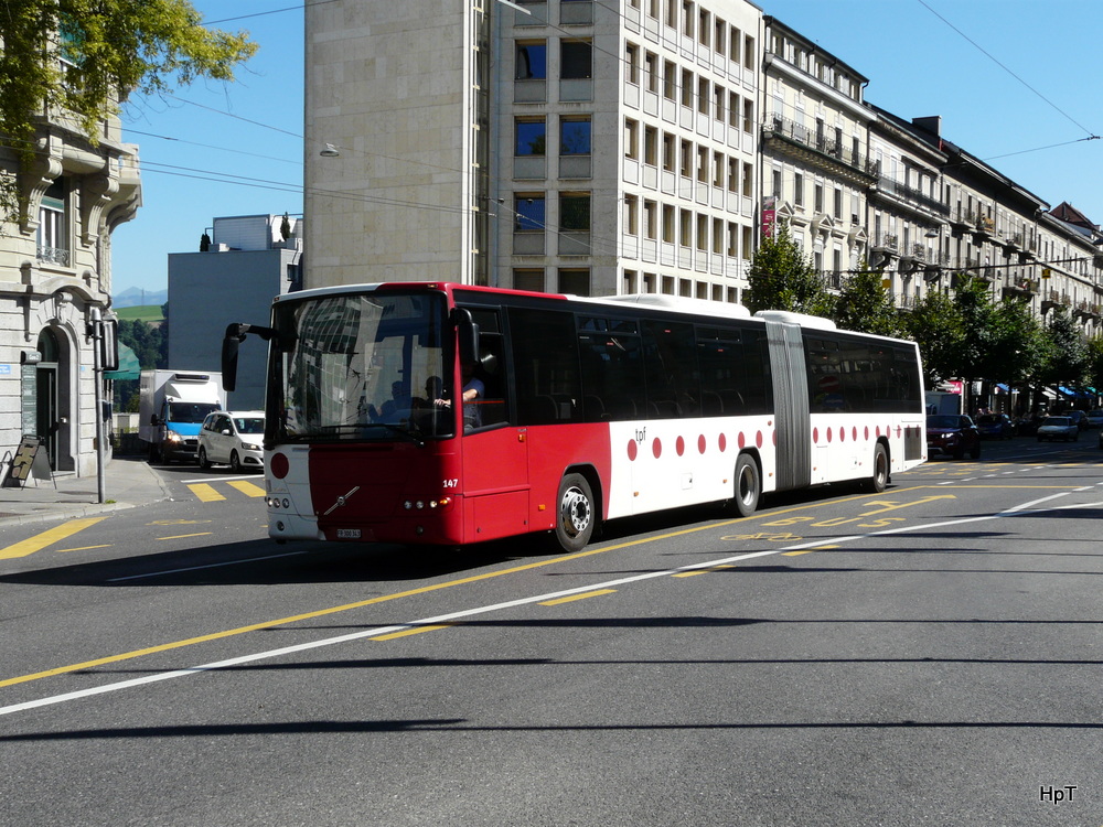 tpf - Volvo 8700  Nr.147 FR 300343 unterwegs in der Stadt Fribourg am 03.09.2013
