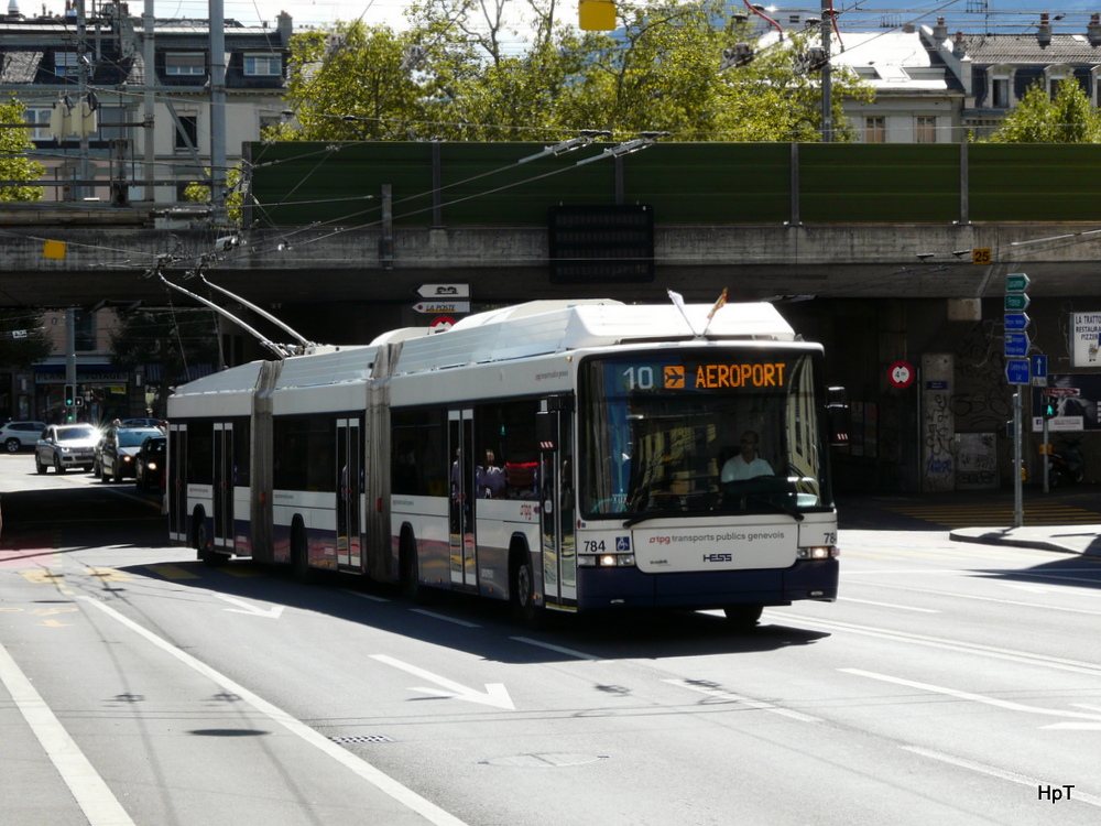TPG - Hess-Swisstrolley BGGT-N2C  Nr.784 unterwegs auf der Linie 10 in Genf am 09.09.2013