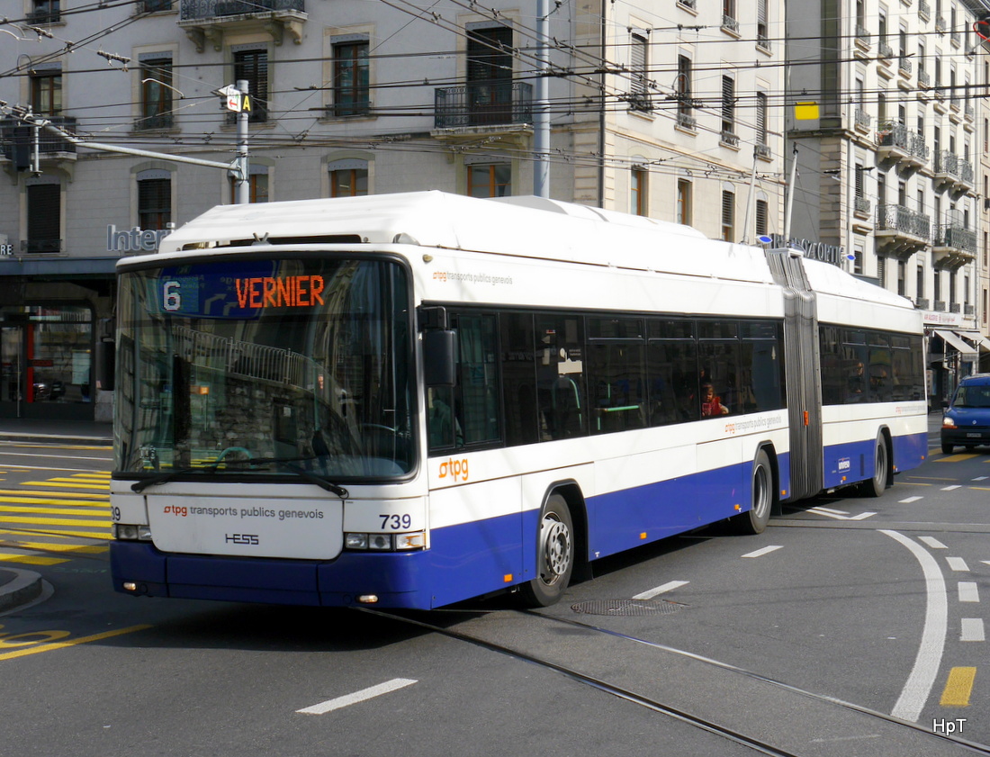 TPG - Hess Trolleybus 739 unterwegs auf der Linie 6 in Genf am 08.03.2015