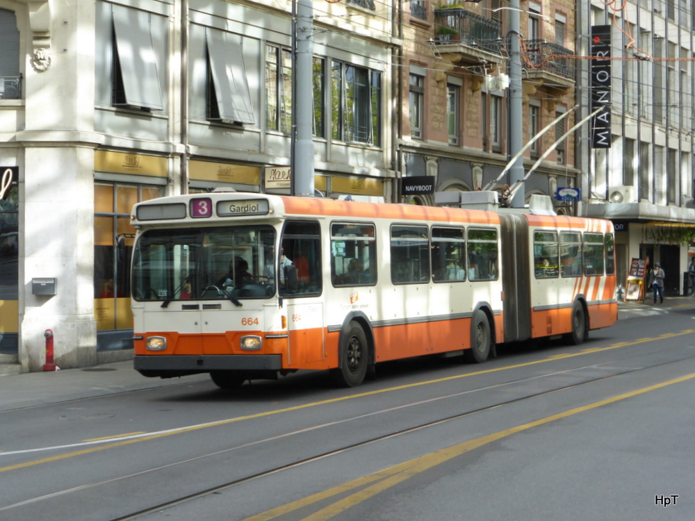 TPG - Trolleybus Nr.664 unterwegs auf der Linie 3 in der Stadt Genf am 09.05.2014