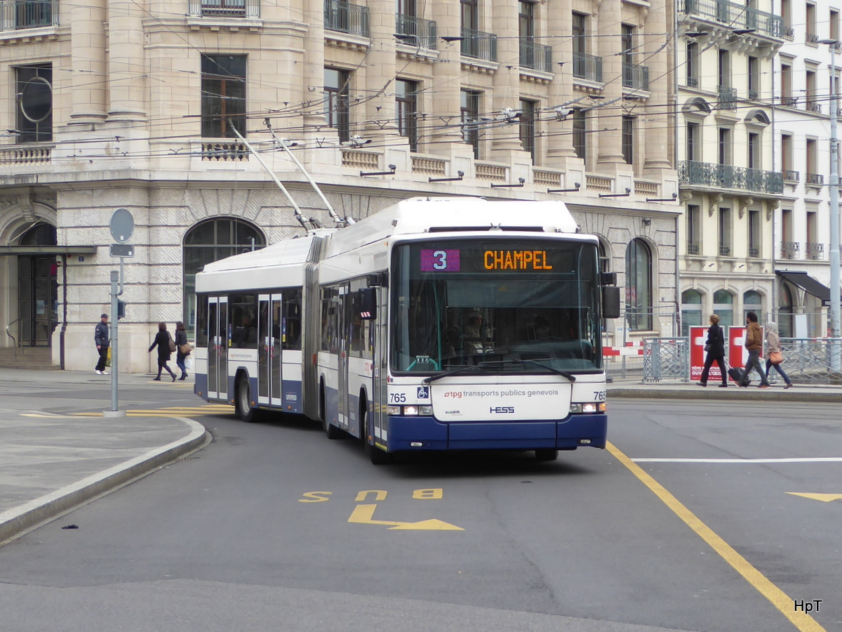 TPG - Trolleybus Nr.765 unterwegs auf der Linie 3 in der Stadt Genf am 09.04.2016