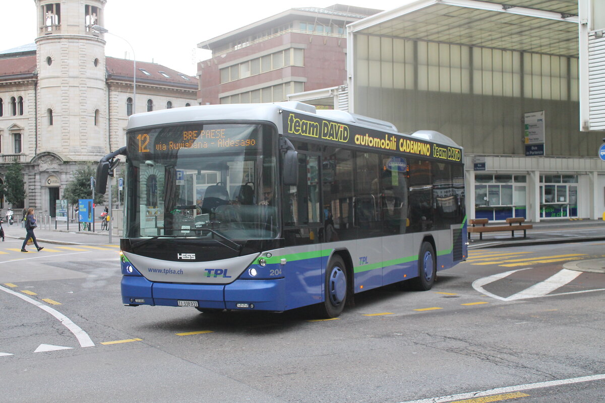 tpl Nr. 204 (Scania/Hess K320UB ''Bergbus'') am 21.10.23 in Lugano, Centro