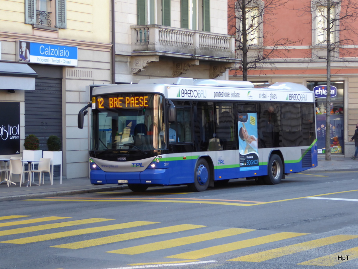 TPL - Scania-Hess Nr.207  TI 218939 unterwegs auf der Linie 12 in Zentrum Lugano am 25.12.2015