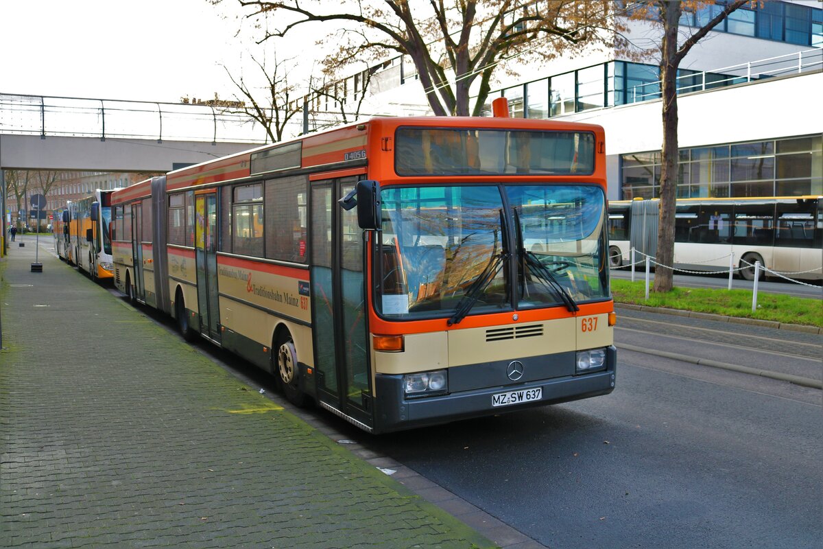 Traditions Bus Mainz Mercedes Benz O405G am 31.12.21 in Mainz