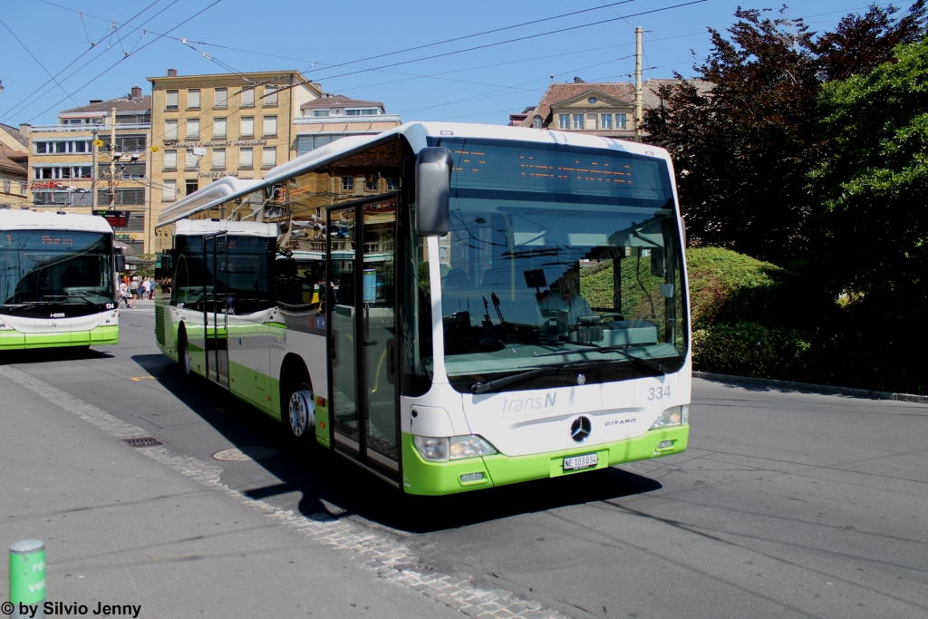 transN Nr. 334 (Mercedes CitaroII O530LE) am 3.8.2015 in Neuchâtel, Place Pury