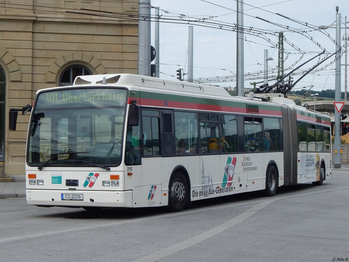 Van Hool AG300T der Städtischer Verkehrsbetrieb Esslingen in Esslingen am 18.06.2018