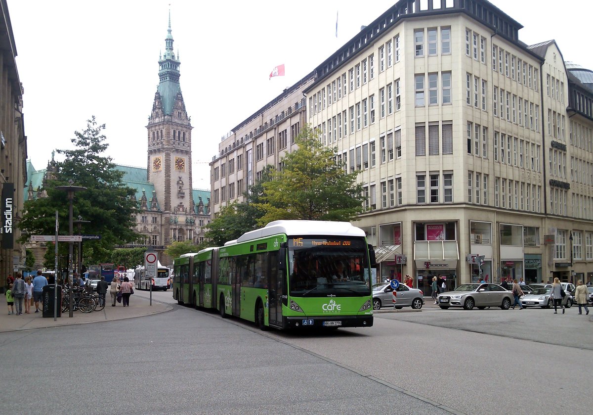 Van Hool AGG 300 aufgenommen in Hamburg am 16.07.2015