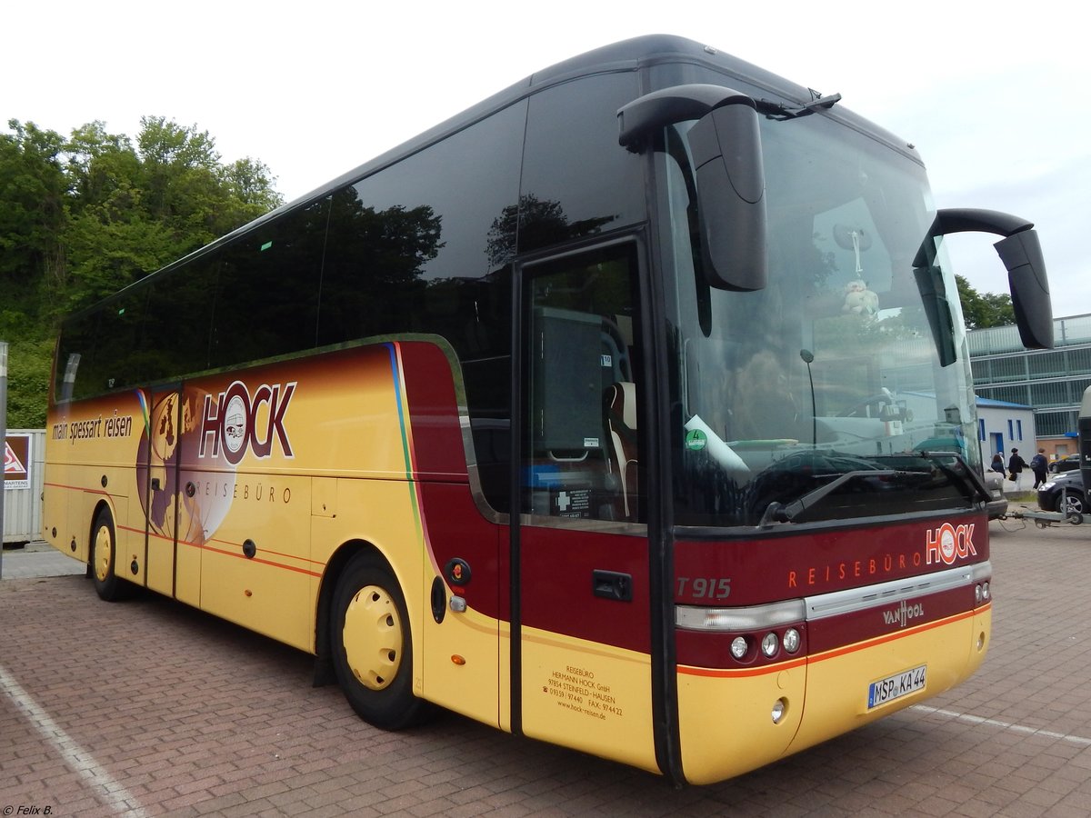 Van Hool T915 von Reisebüro Hock aus Deutschland im Stadthafen Sassnitz am 25.05.2015