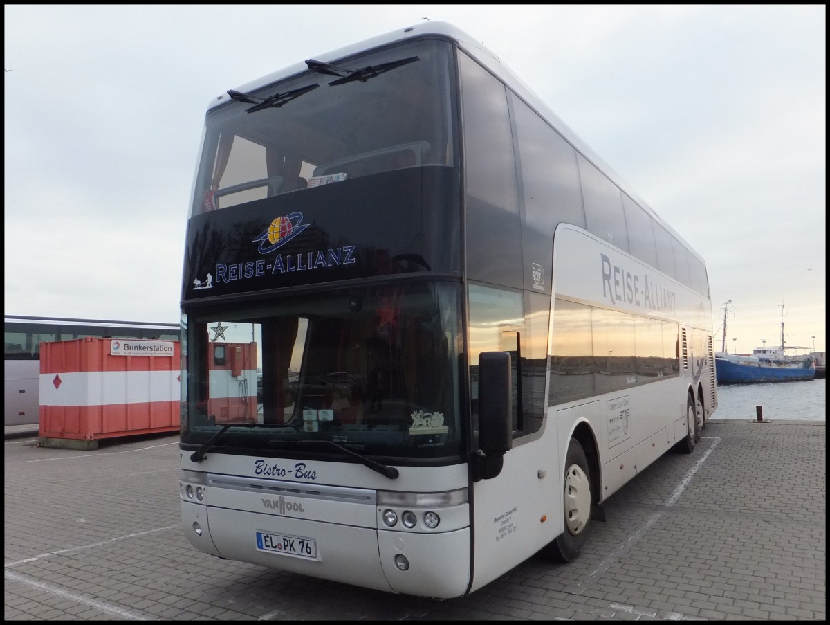 Van Hool TD927 von Reise-Allianz/Meyering aus Deutschland im Stadthafen Sassnitz am 31.12.2013