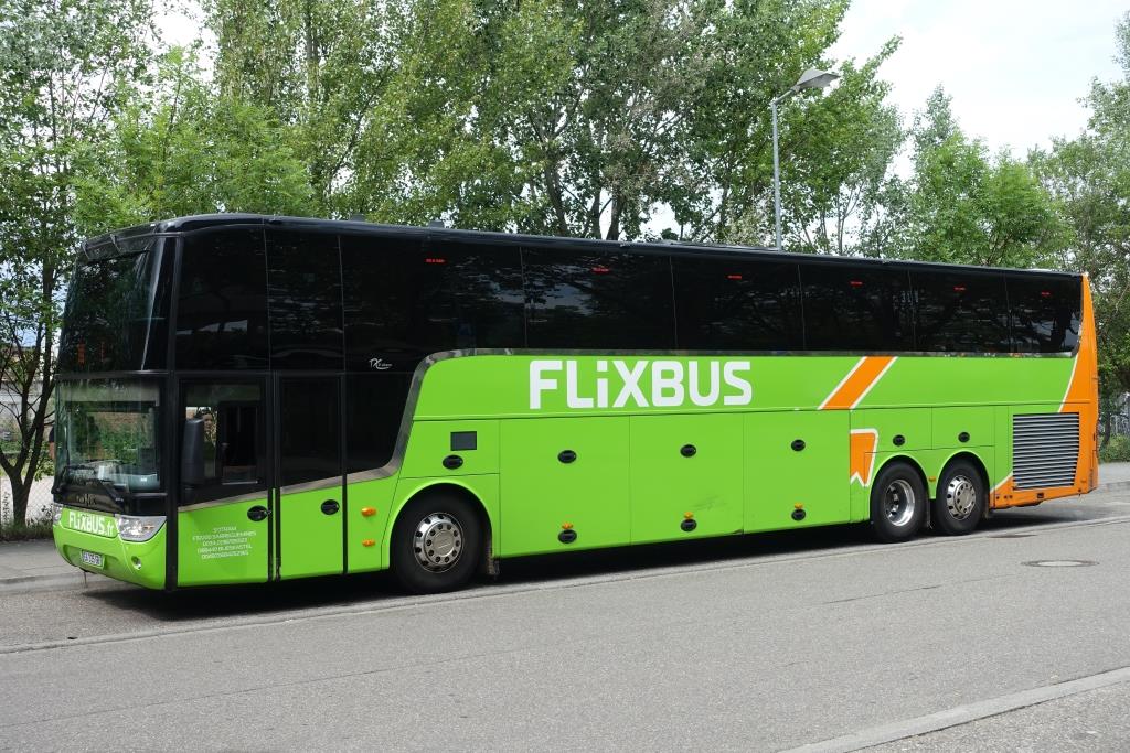 Van Hool TX 21 altano "Flixbus - Sotram (F)", Karlsruhe ZOB/HBf 30.05.