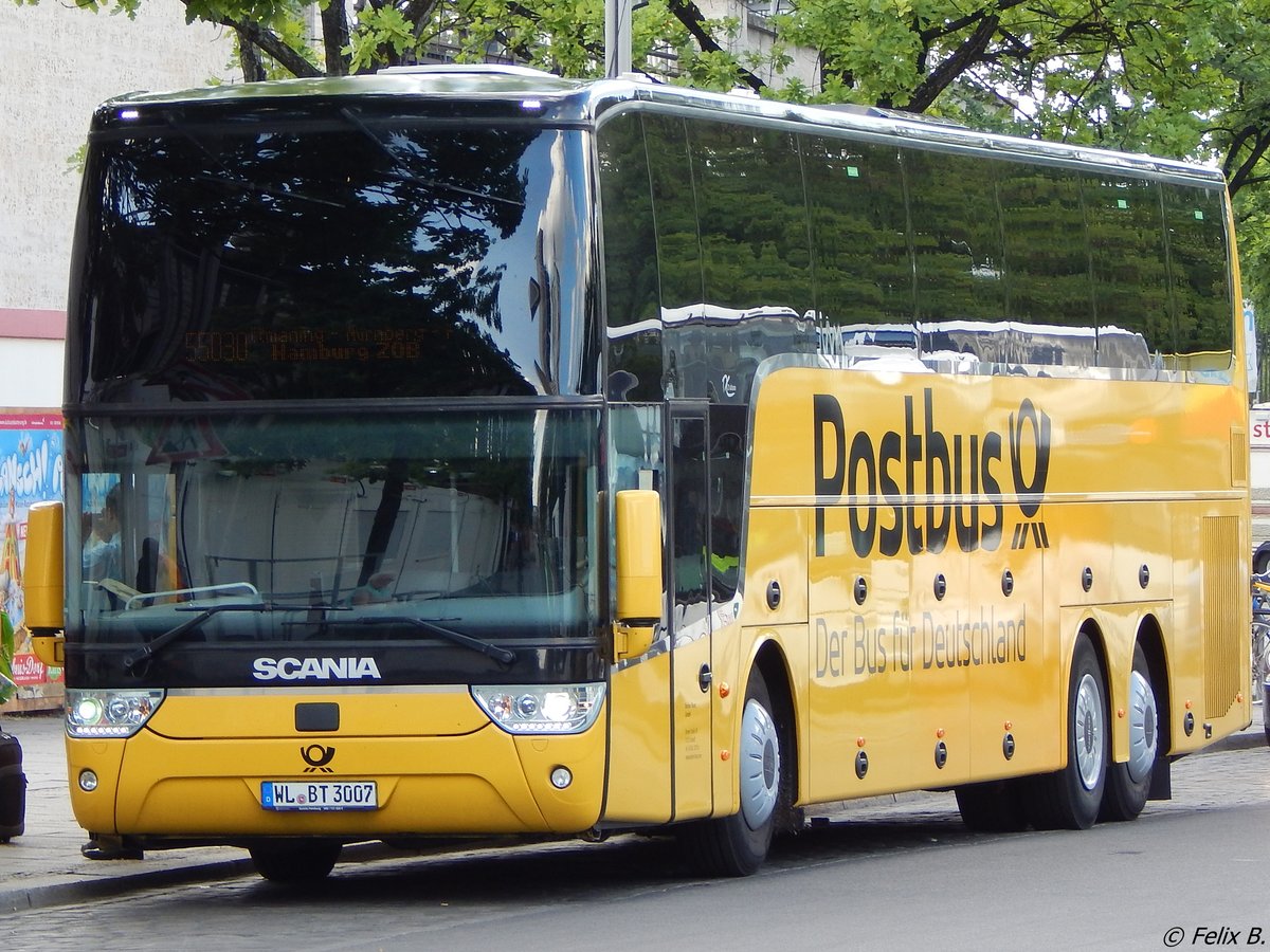 Van Hool TX21 von Postbus/Becker Tours aus Deutschland in Berlin am 09.06.2016