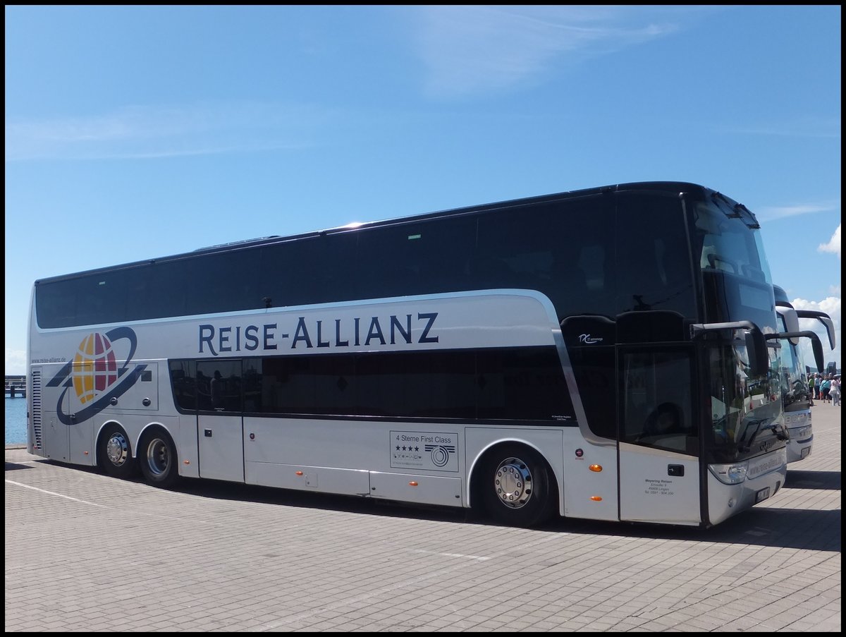 Van Hool TX27 von Reise-Allianz/Meyering aus Deutschland im Stadthafen Sassnitz am 15.06.2014